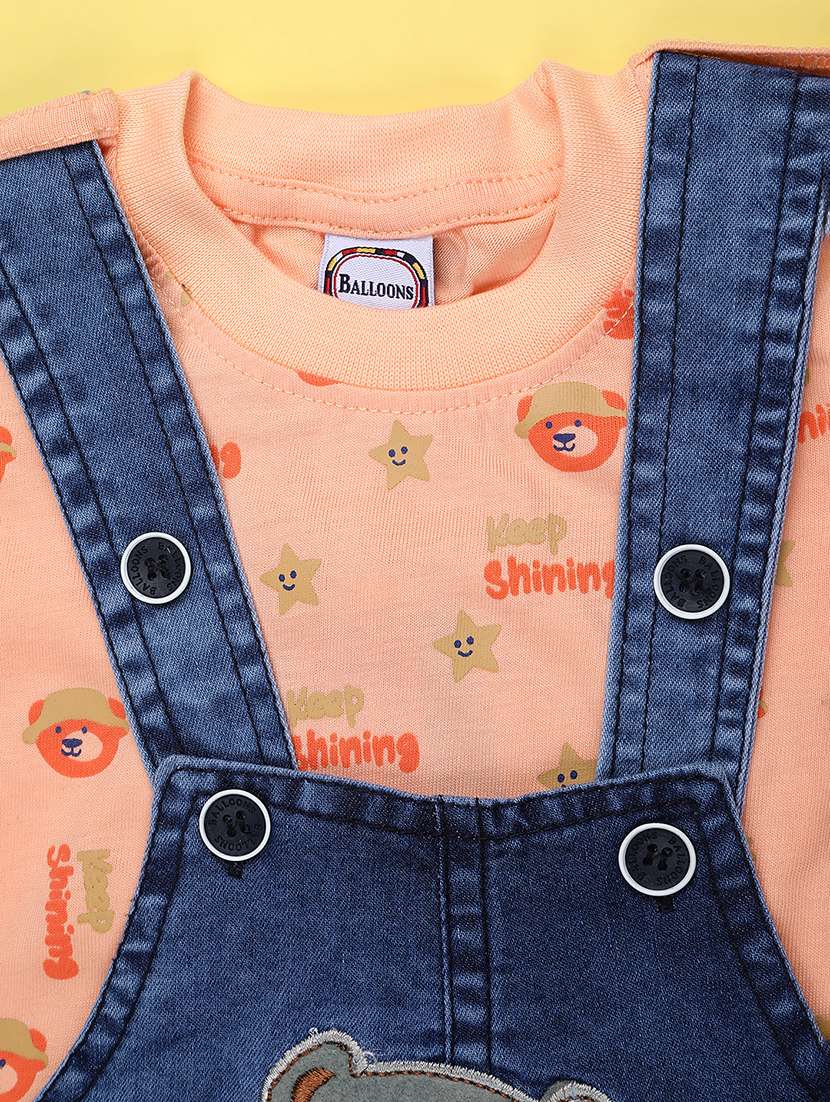 kids printed t-shirt with dungree set - 22217540 -  Standard Image - 3