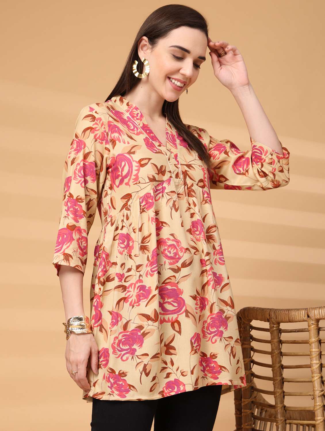 women floral three quarter sleeve a-line tunic - 22217641 -  Standard Image - 3