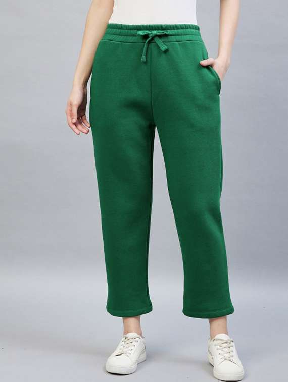 women solid mid rise track pant
