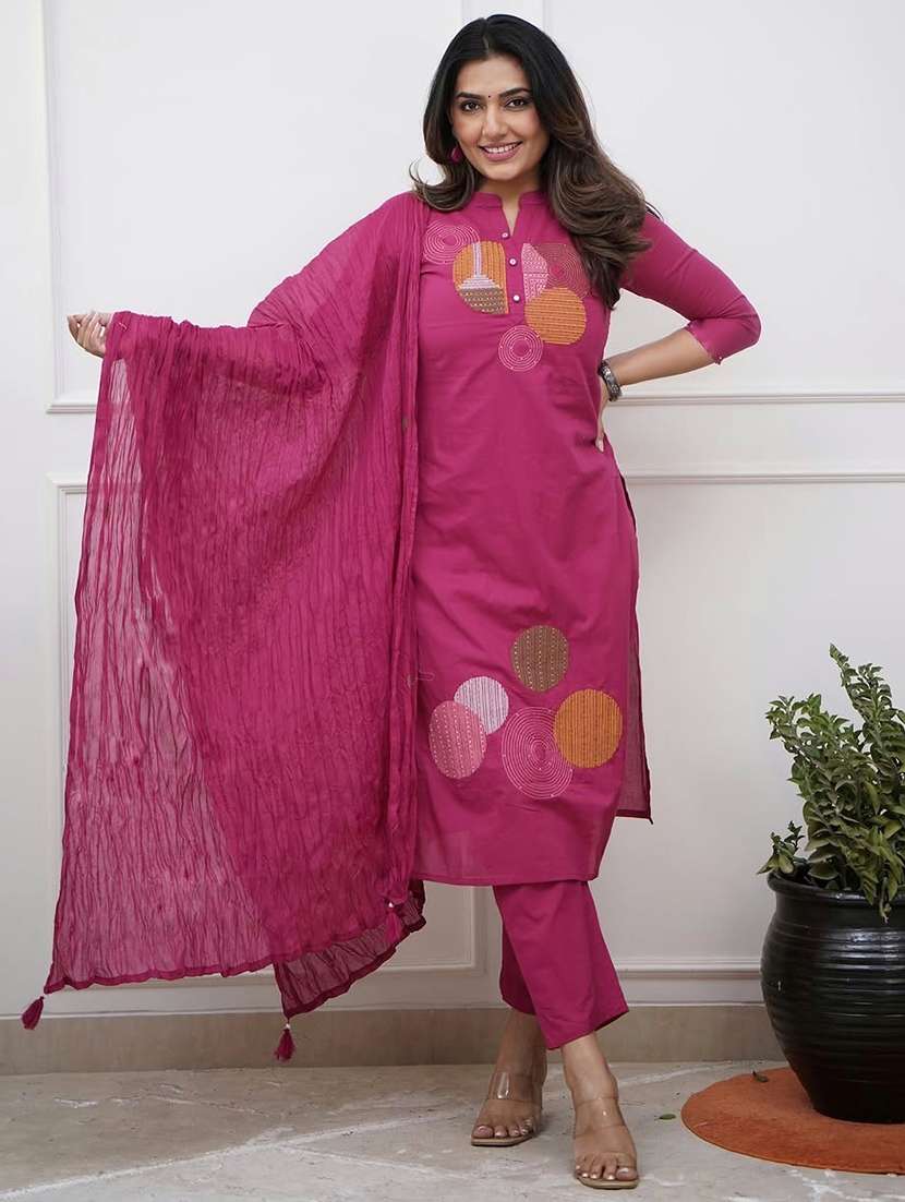 women solid with work three quarter sleeve kurta pant with dupatta set