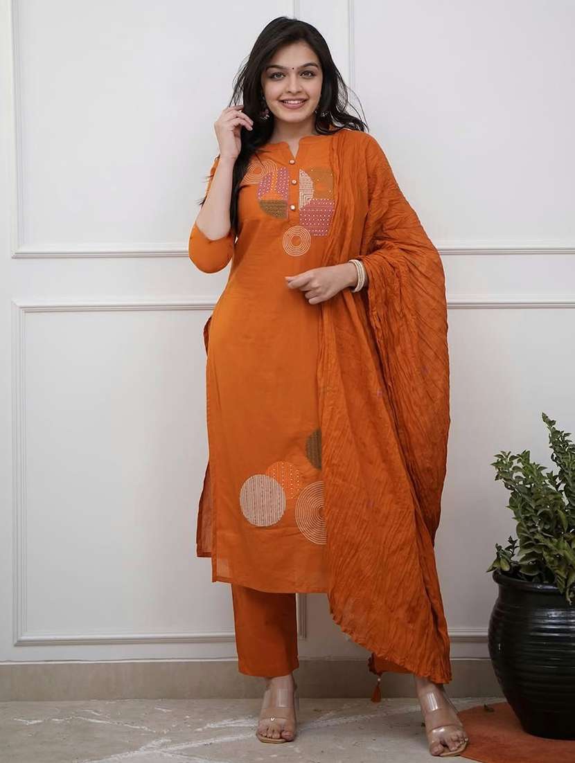 women solid with work three quarter sleeve kurta pant with dupatta set