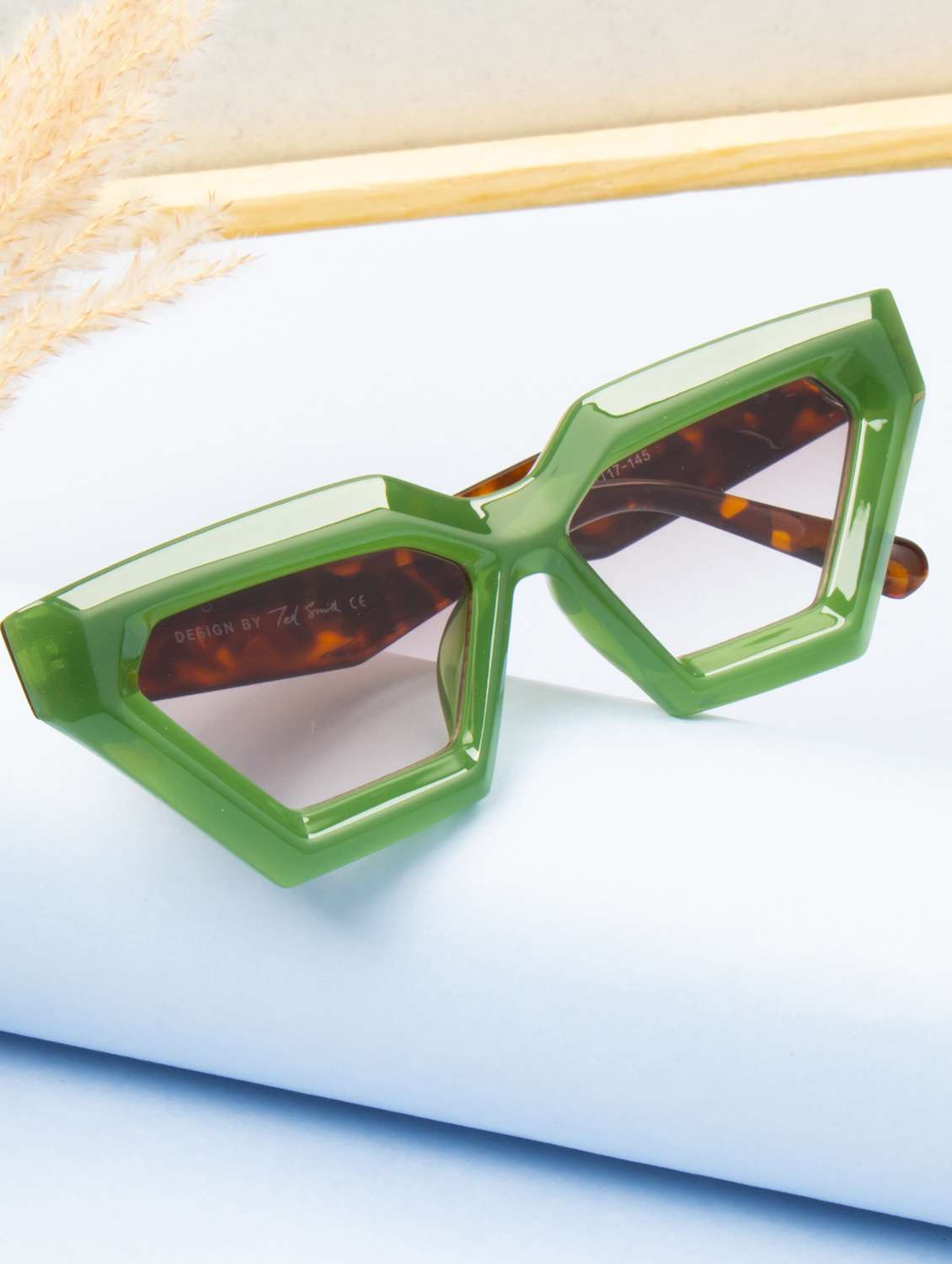 ted smith unisex hexogan sunglasses i 100% uv protection  i  pink graded colour lens