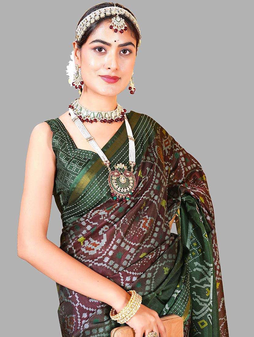 women printed patola saree with blouse - 22217971 -  Standard Image - 5