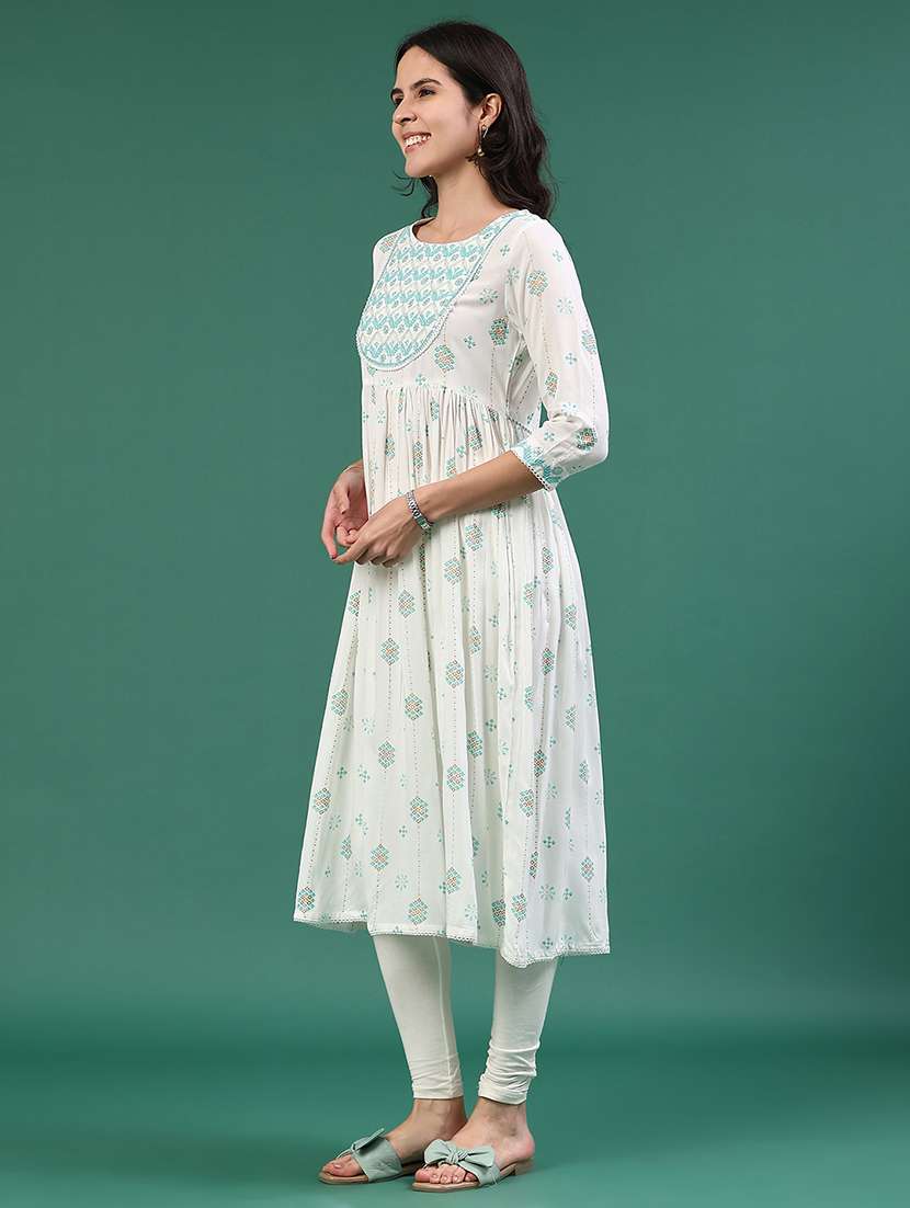 women printed three quarter sleeve kurta - 22218178 -  Standard Image - 3