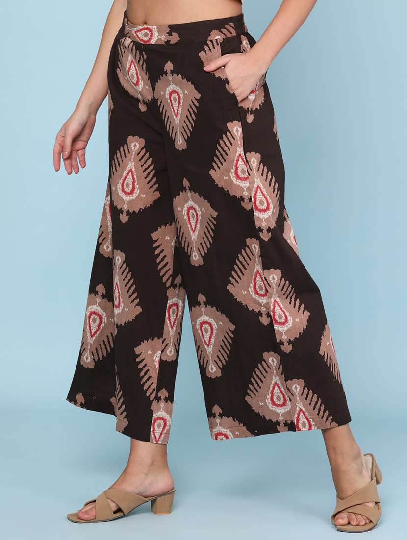 women printed mid rise flared palazzo
