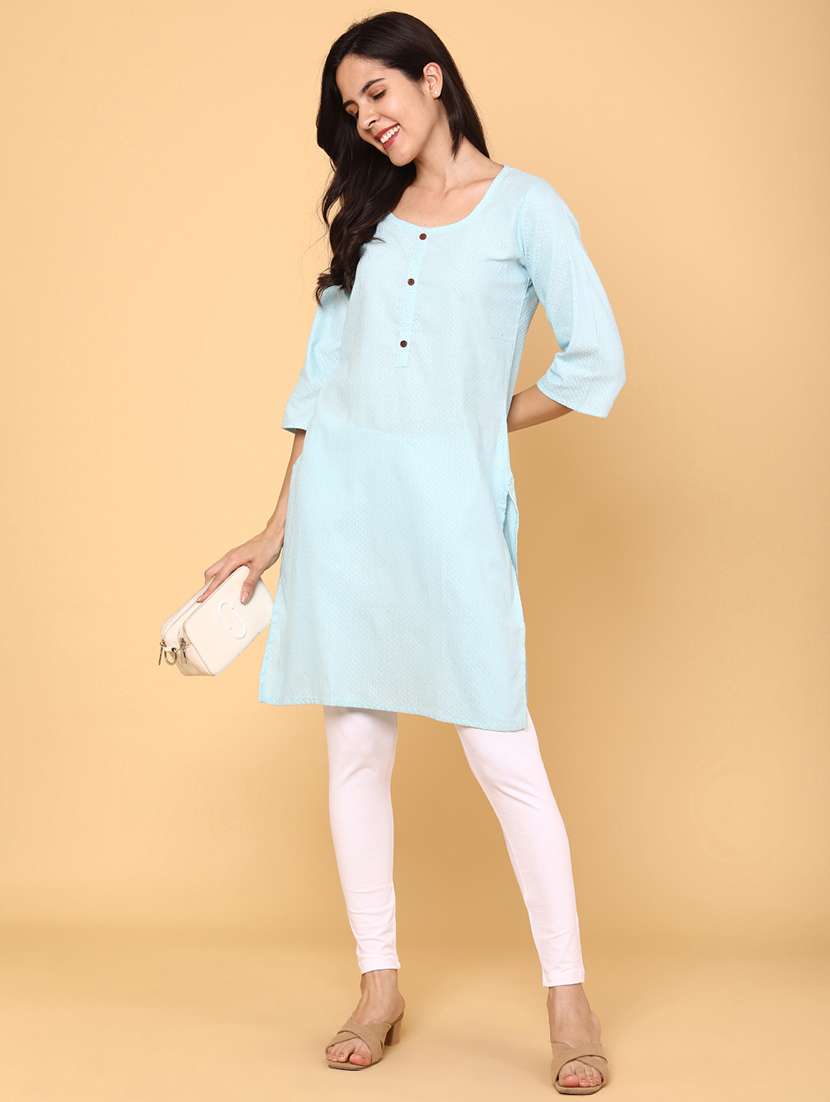 women self design three quarter sleeve straight kurta
