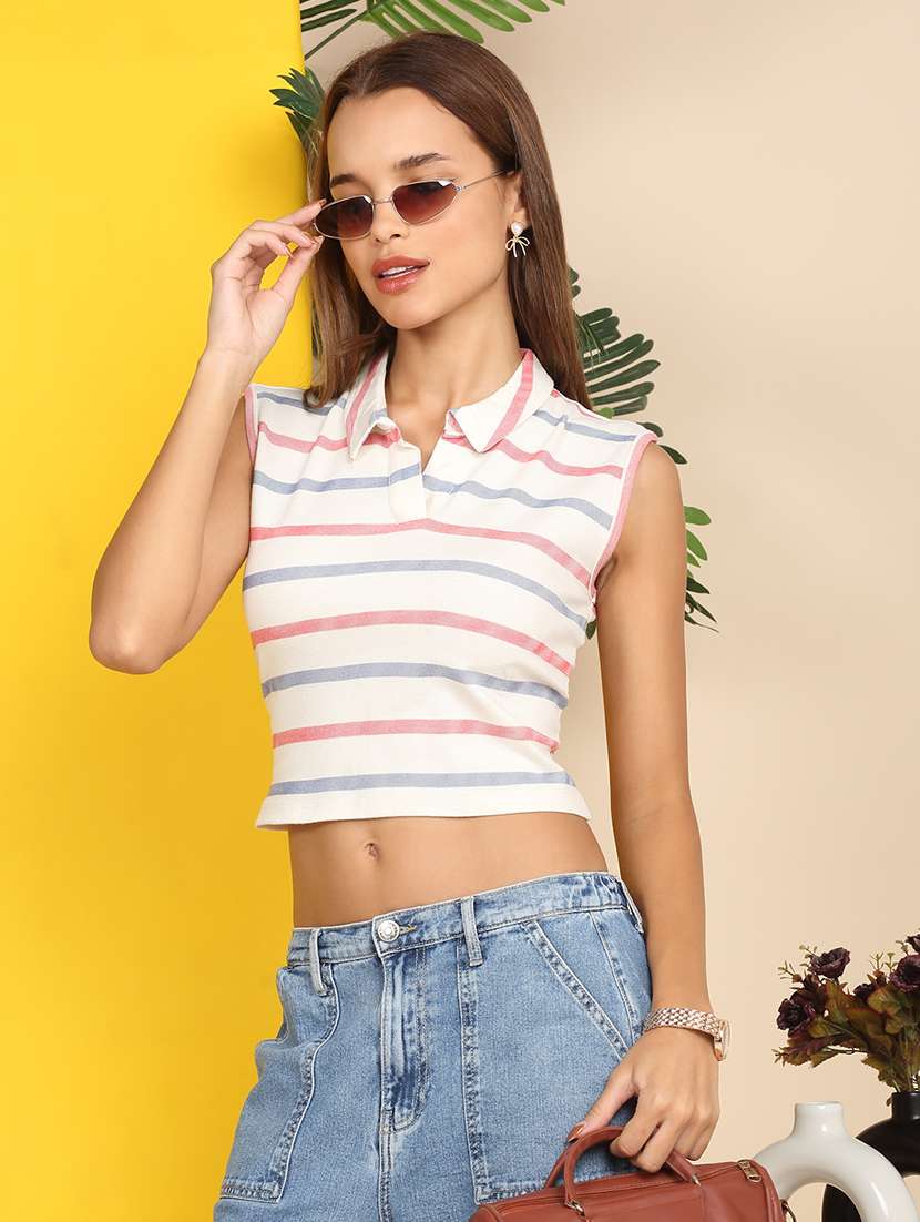 women printed sleeveless collared crop top