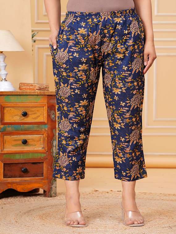 women printed top and trouser co-ord set - 22219093 -  Standard Image - 3