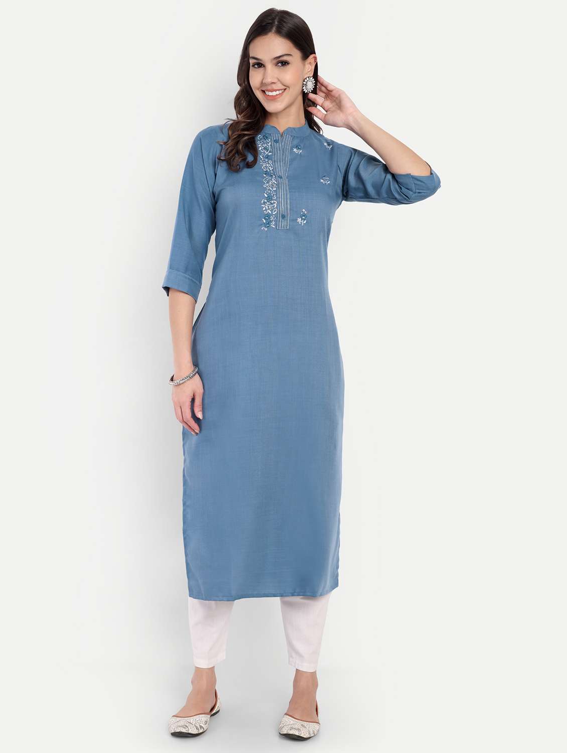women solid with work three quarter sleeve straight kurta