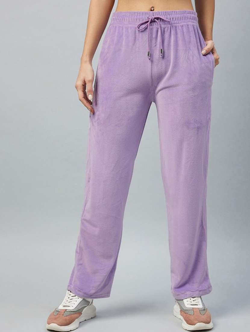 women solid mid rise track pant