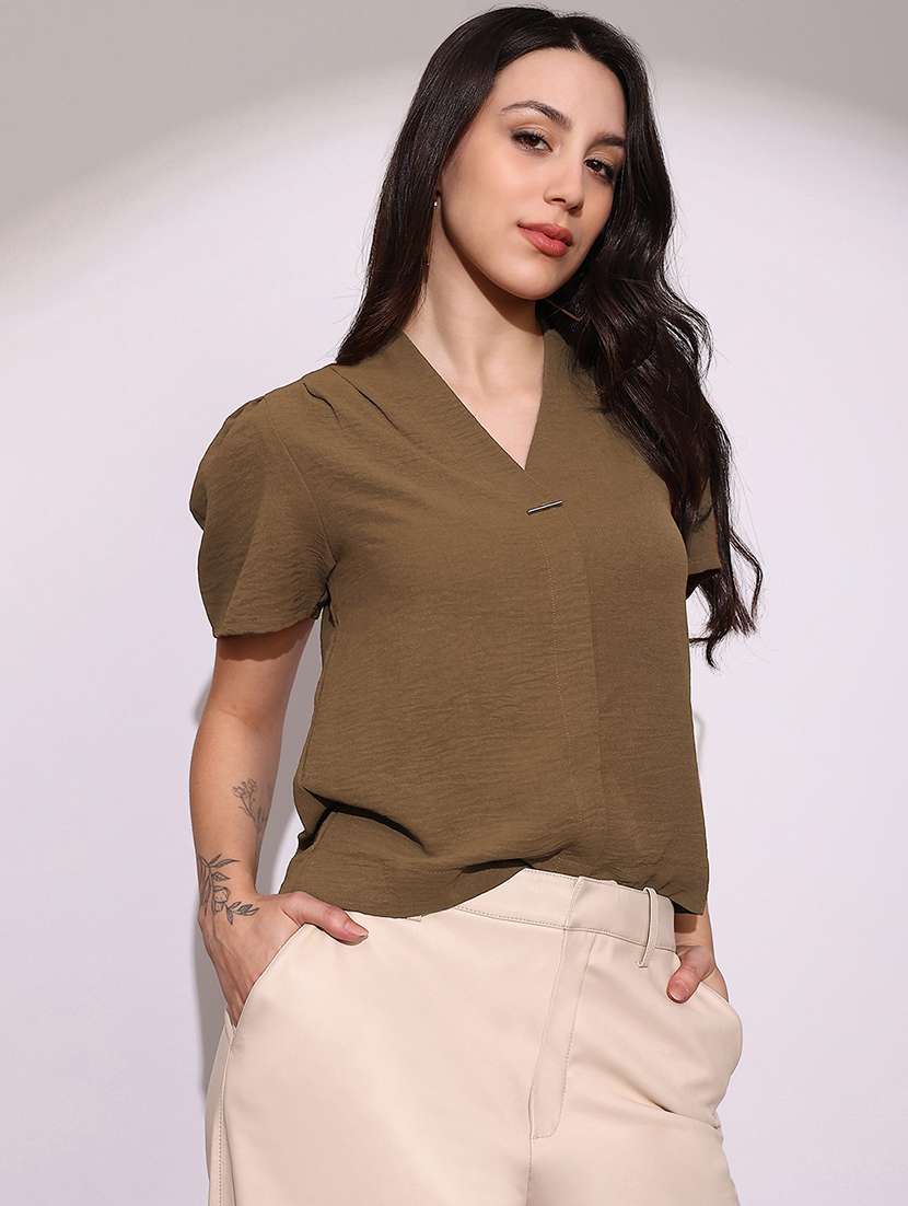 women solid puff sleeve straight fit  top
