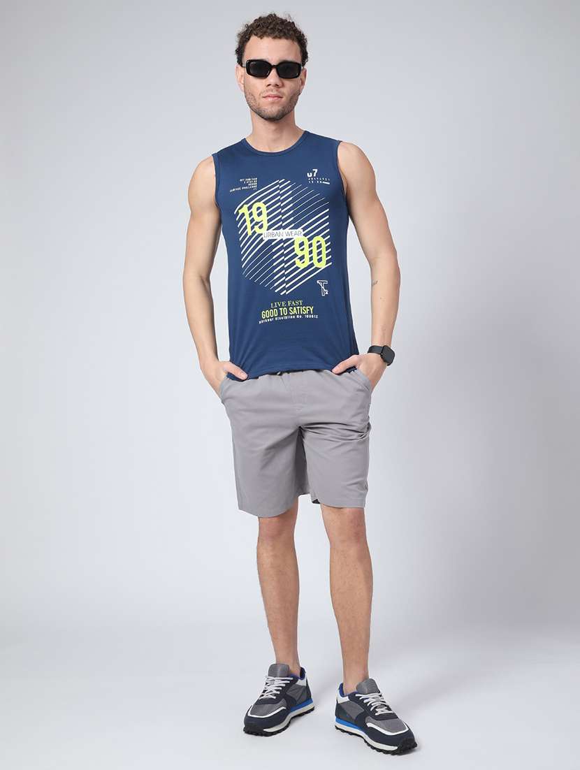 men solid mid rise regular fit shorts - 22219692 -  Standard Image - 5