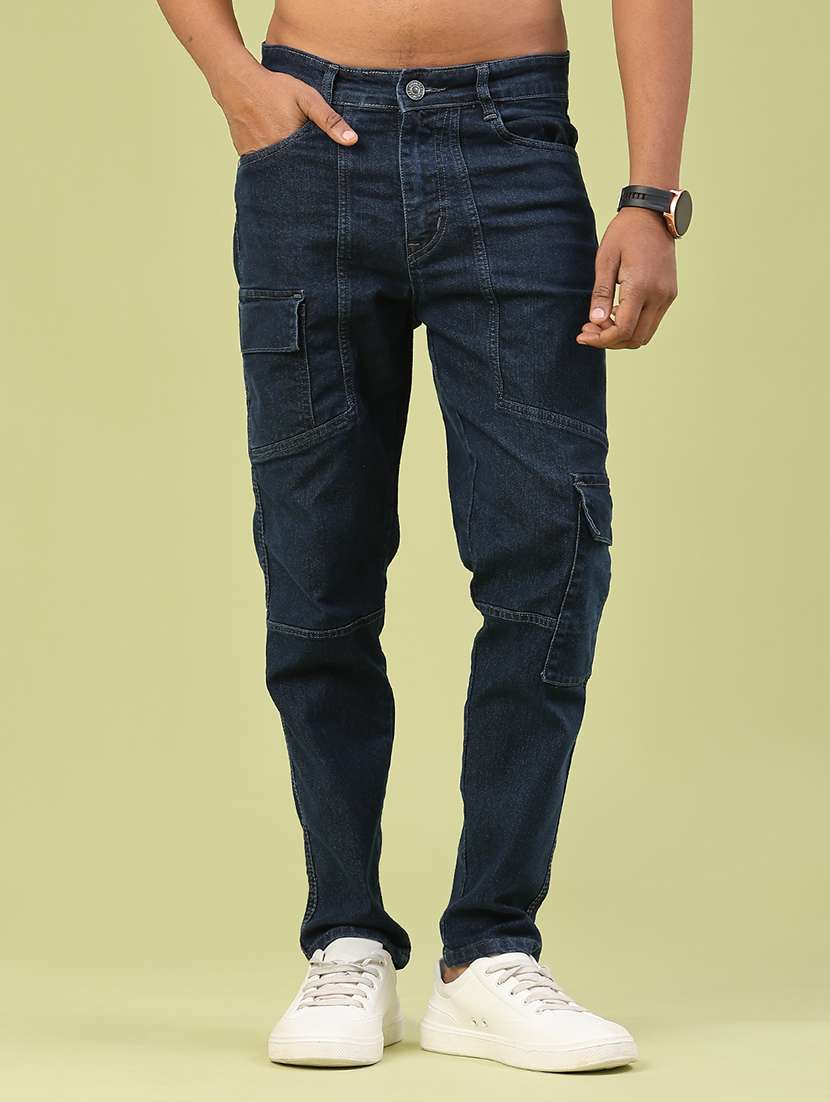 men solid mid rise regular fit cargo 