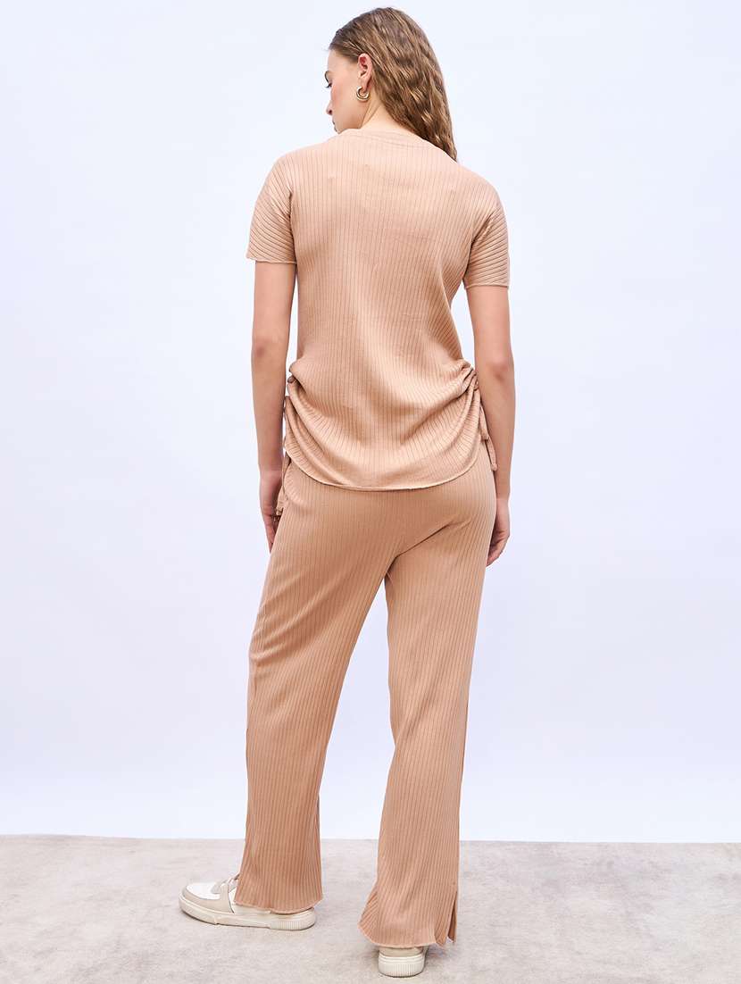 women solid t-shirt and trouser co-ord set - 22219932 -  Standard Image - 3