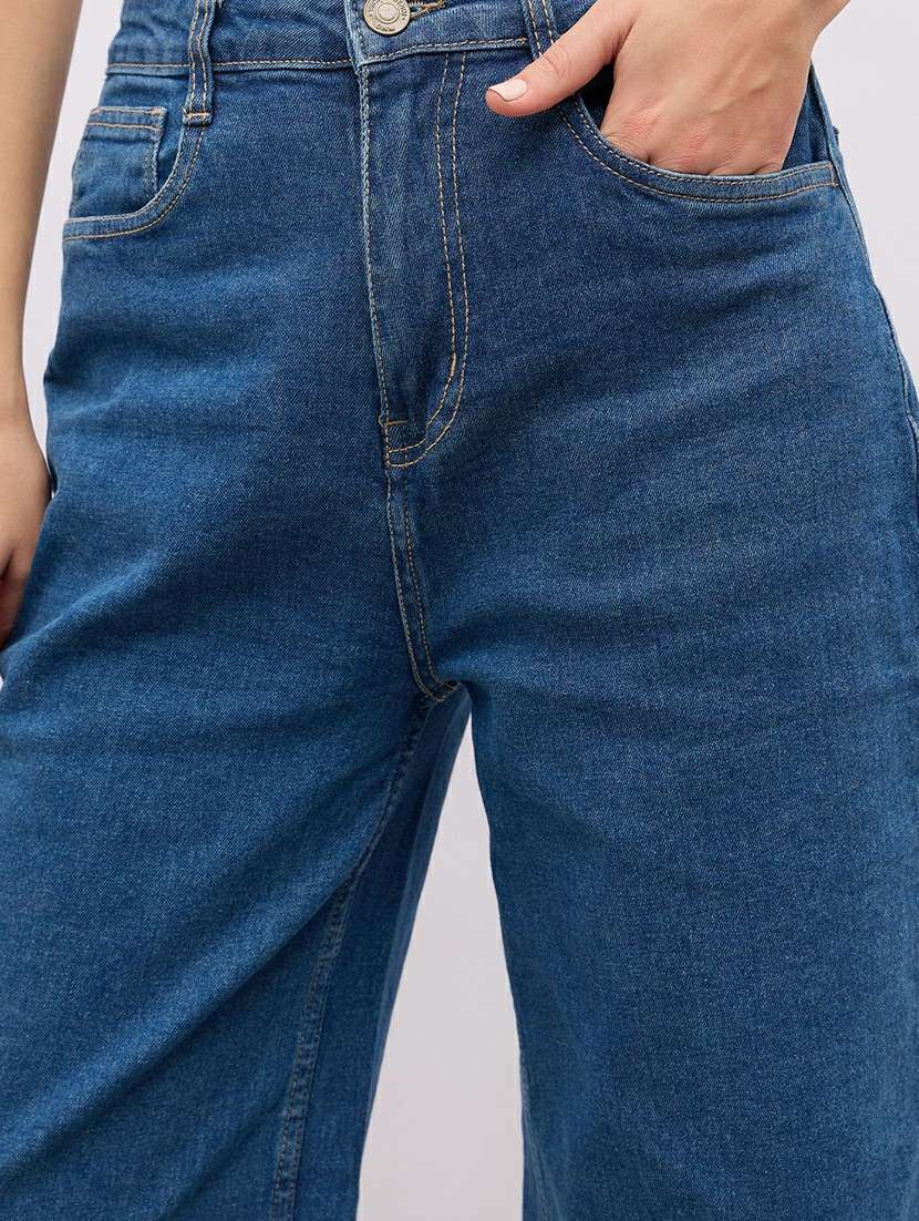 women solid mid rise wide leg jeans - 22220002 -  Standard Image - 5