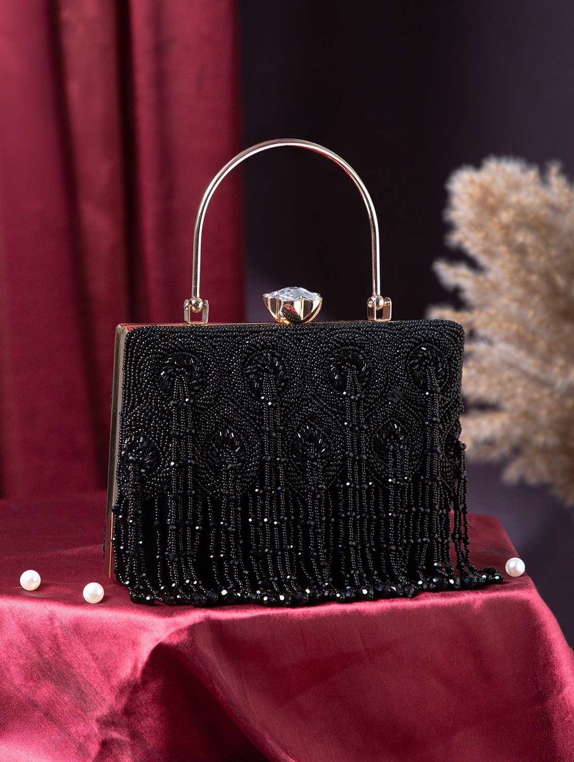 women black embellished velvet box clutch with handle