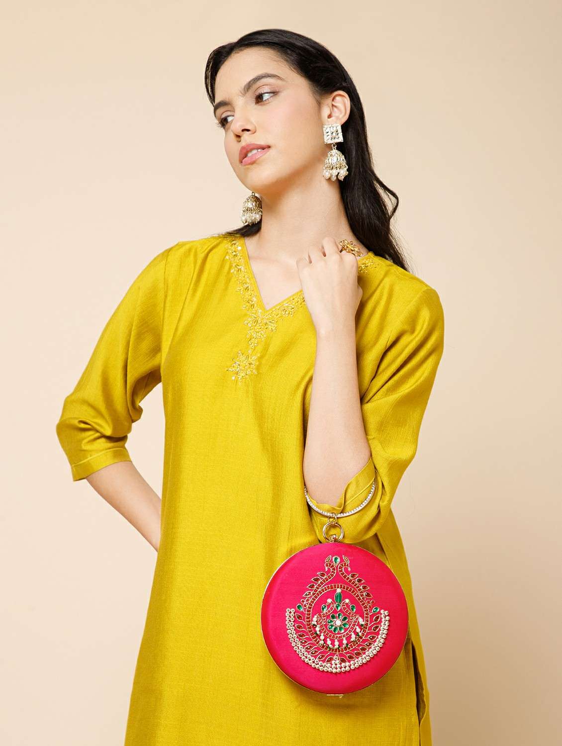 women magenta embellished clutch with sling strap - 22220134 -  Standard Image - 5