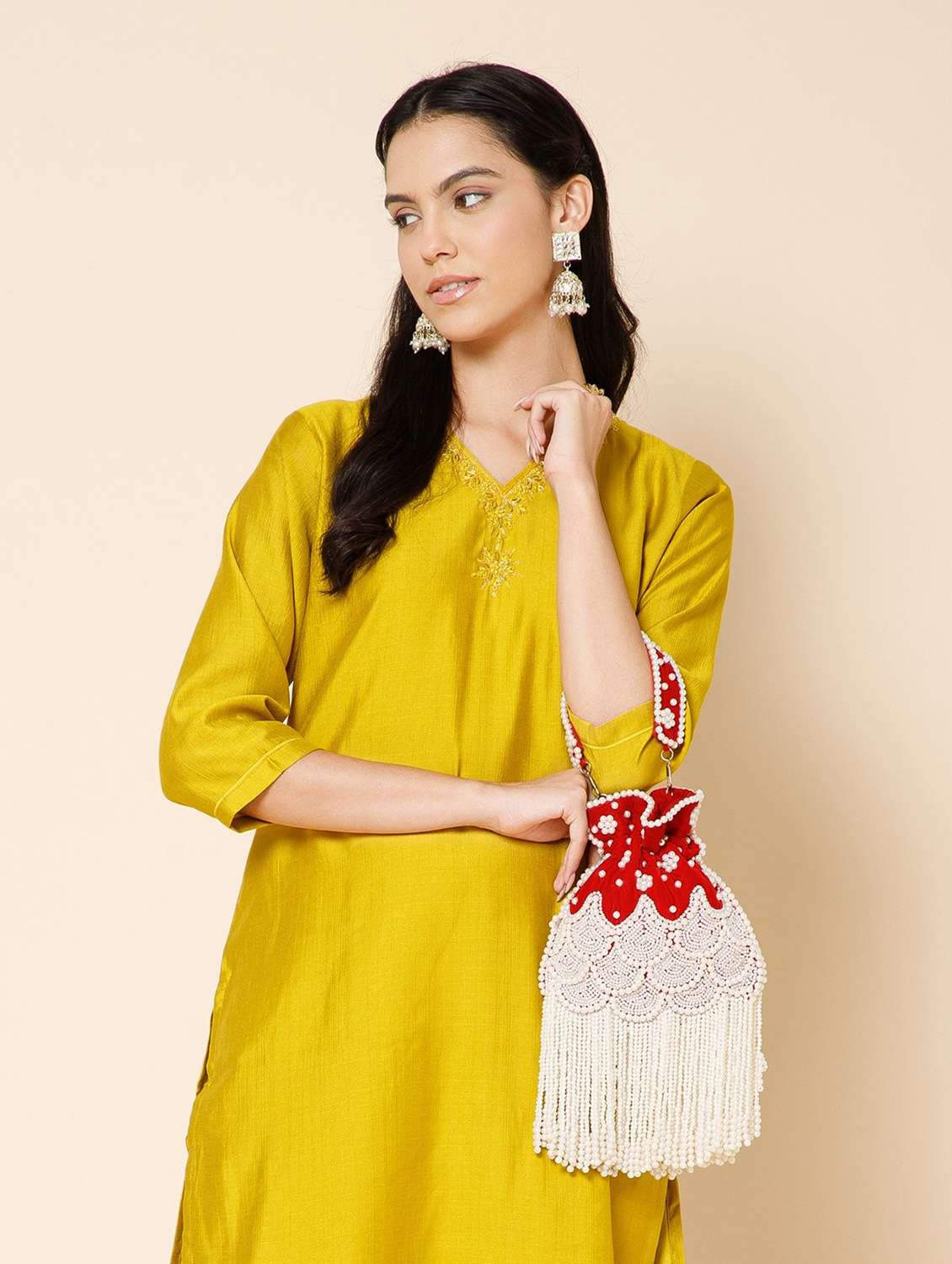 red velvet embroidery floral potli bag - 22220143 -  Standard Image - 5