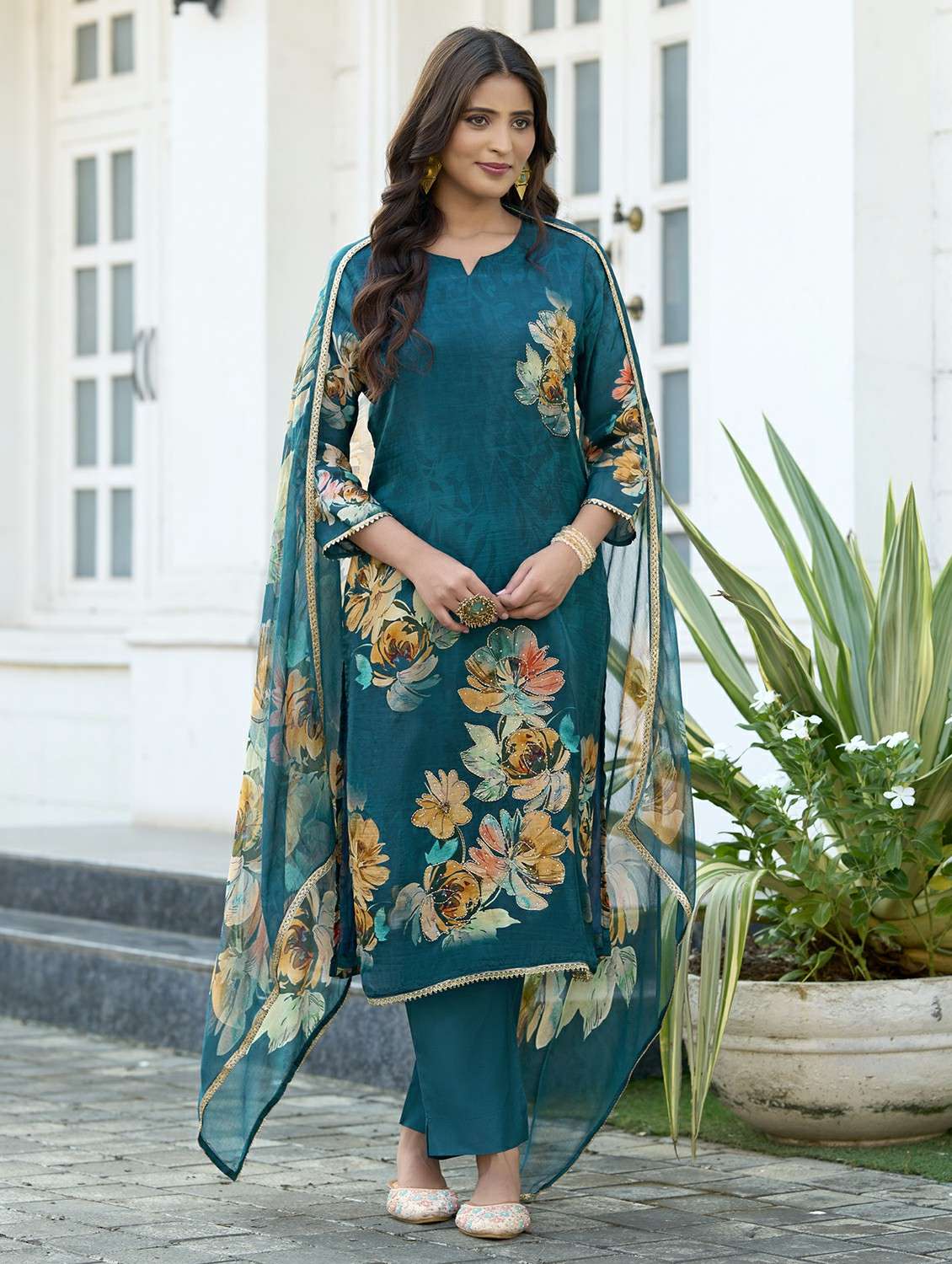women floral printed three quarter sleeve kurta pant with dupatta set