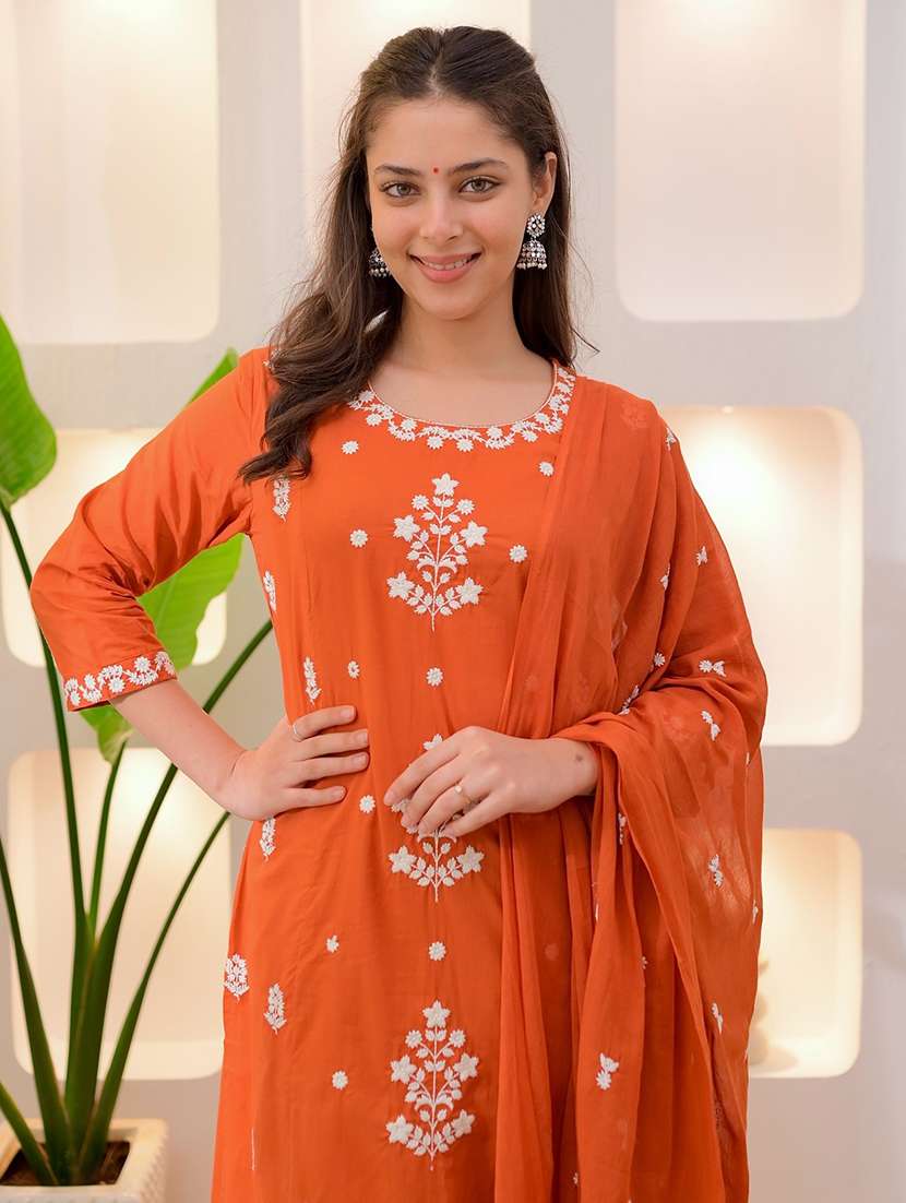 women solid with work three quarter sleeve kurta pant with dupatta set - 22220186 -  Standard Image - 3