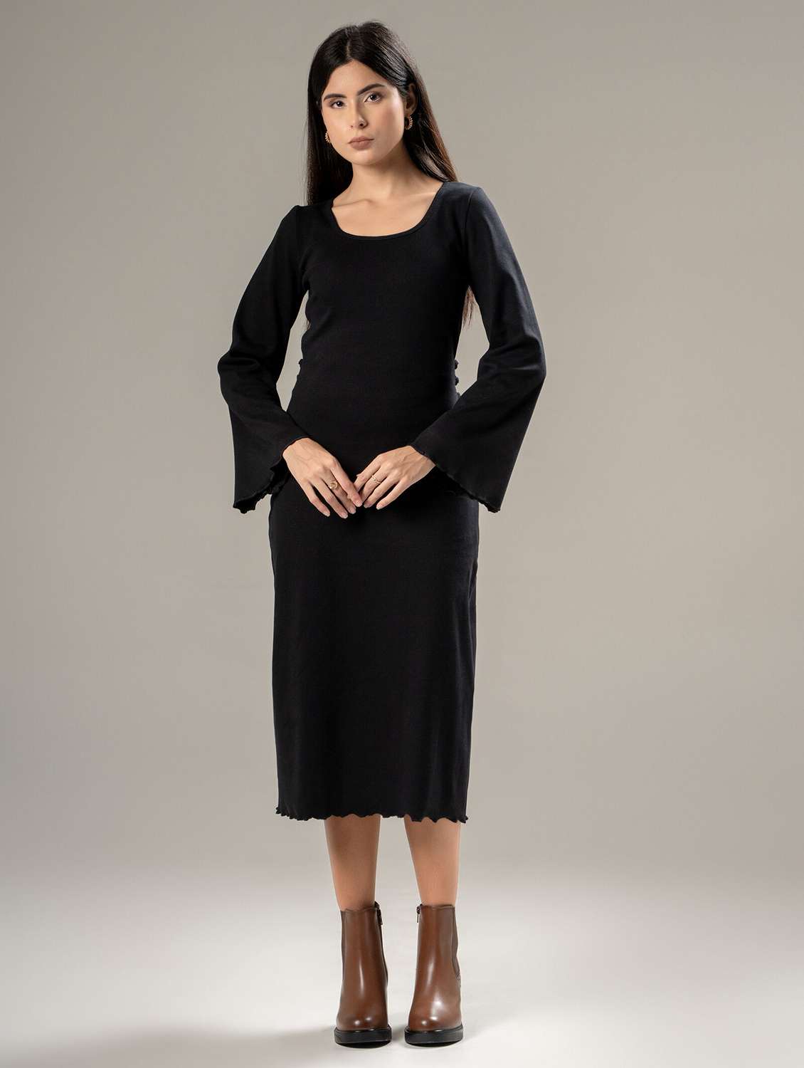 women solid bell sleeve bodycon dress