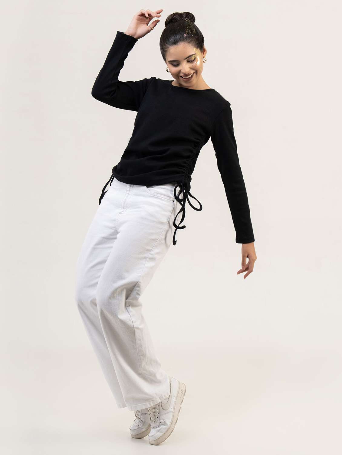 women solid long sleeve ruched top