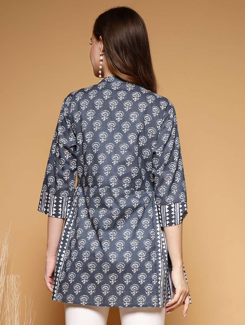 women printed three quarter sleeve a-line kurti - 22222898 -  Standard Image - 3
