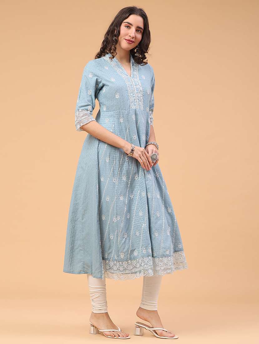 women self design three quarter sleeve a-line kurta - 22223038 -  Standard Image - 3