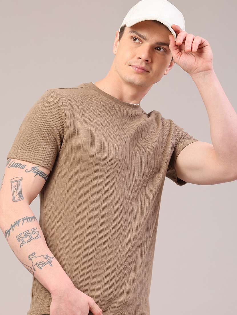 men self design short sleeve slim fit t-shirt