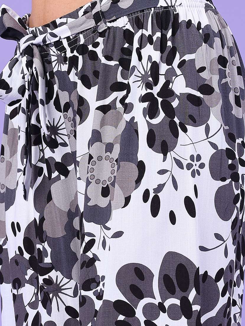 women floral mid rise culottes trouser - 22223202 -  Standard Image - 5