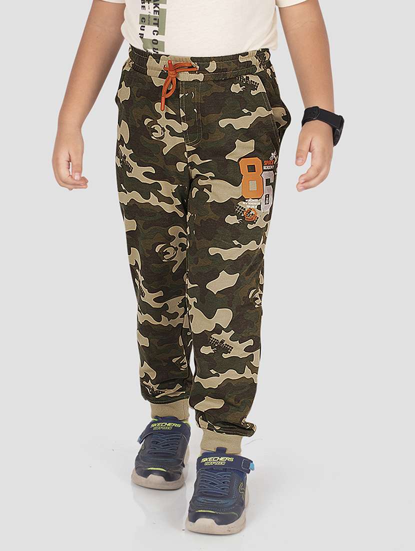 boys printed mid rise jogger