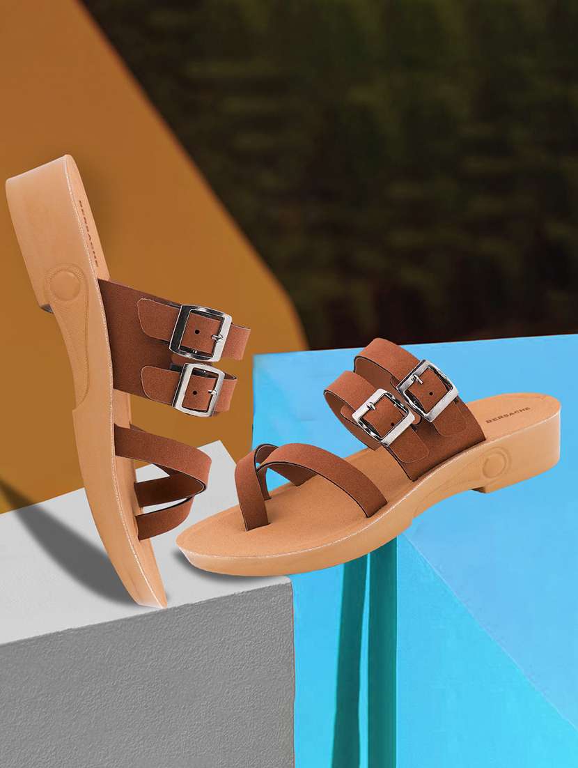 women solid slip on flip flop