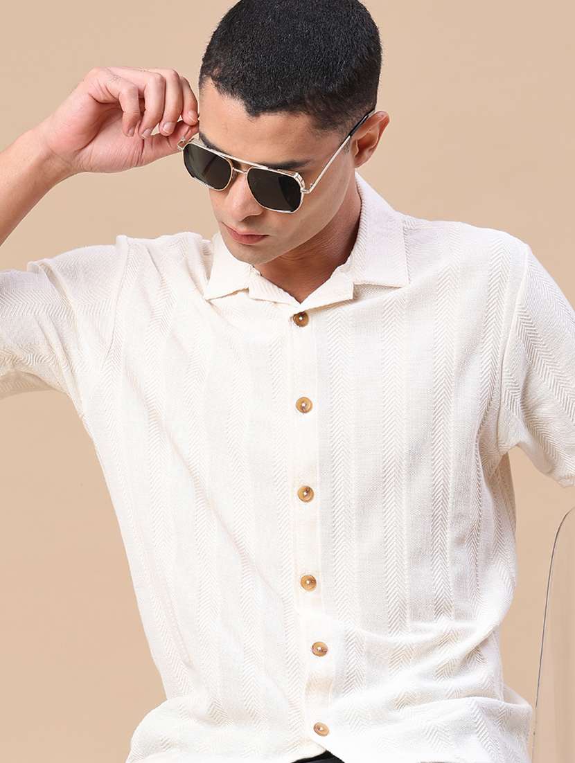 men self design short sleeves regular shirt