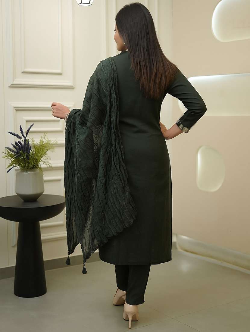 women solid with work three quarter sleeve kurta pant with dupatta set - 22224537 -  Standard Image - 3