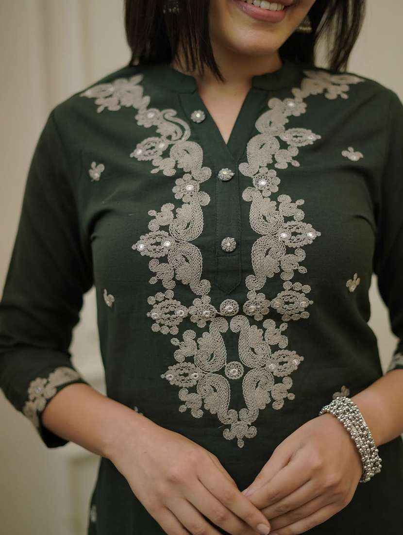 women solid with work three quarter sleeve kurta pant with dupatta set - 22224537 -  Standard Image - 5