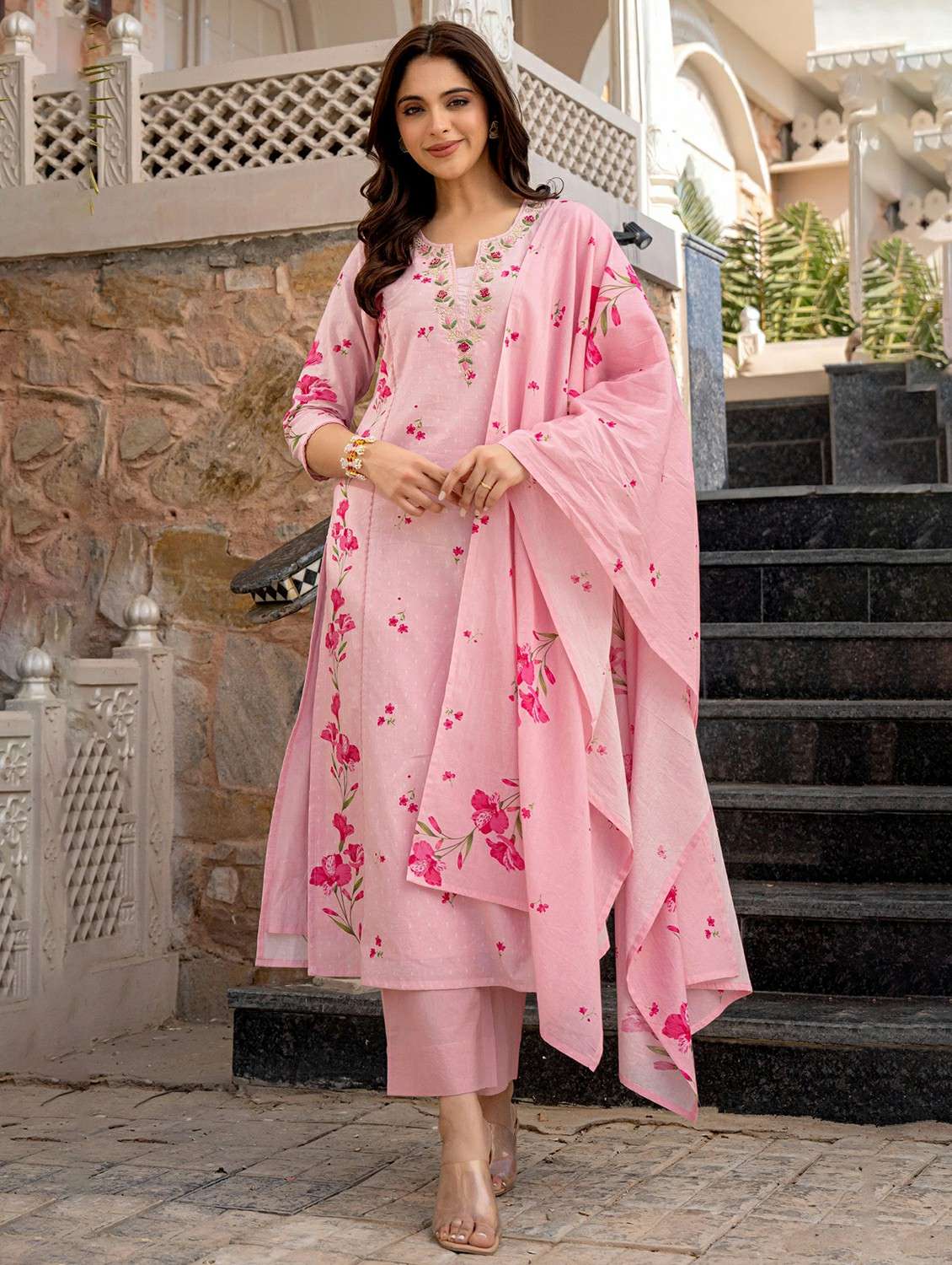 women floral three quarter sleeve kurta pant with dupatta set - 22224542 -  Standard Image - 3