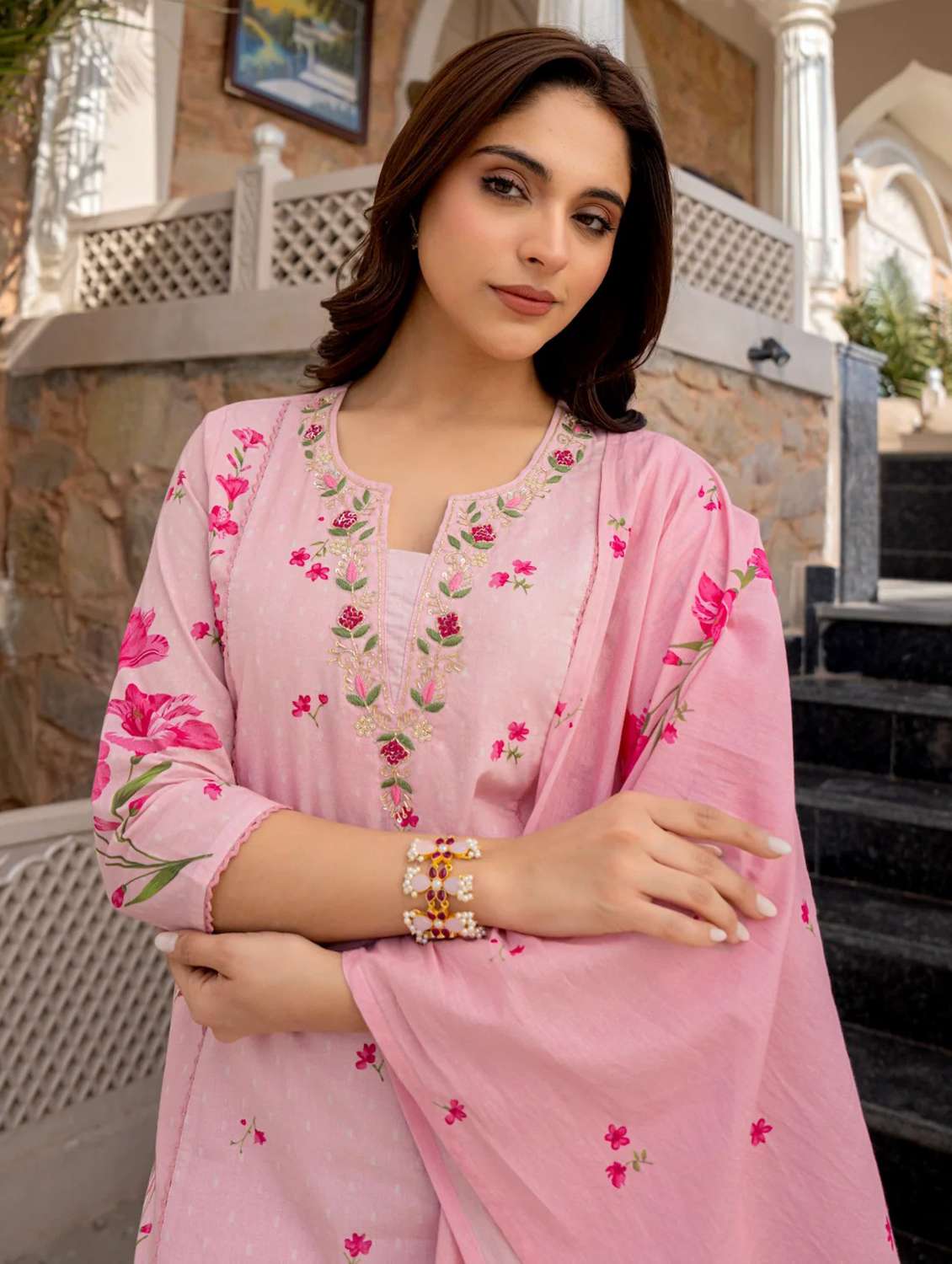 women floral three quarter sleeve kurta pant with dupatta set - 22224542 -  Standard Image - 5