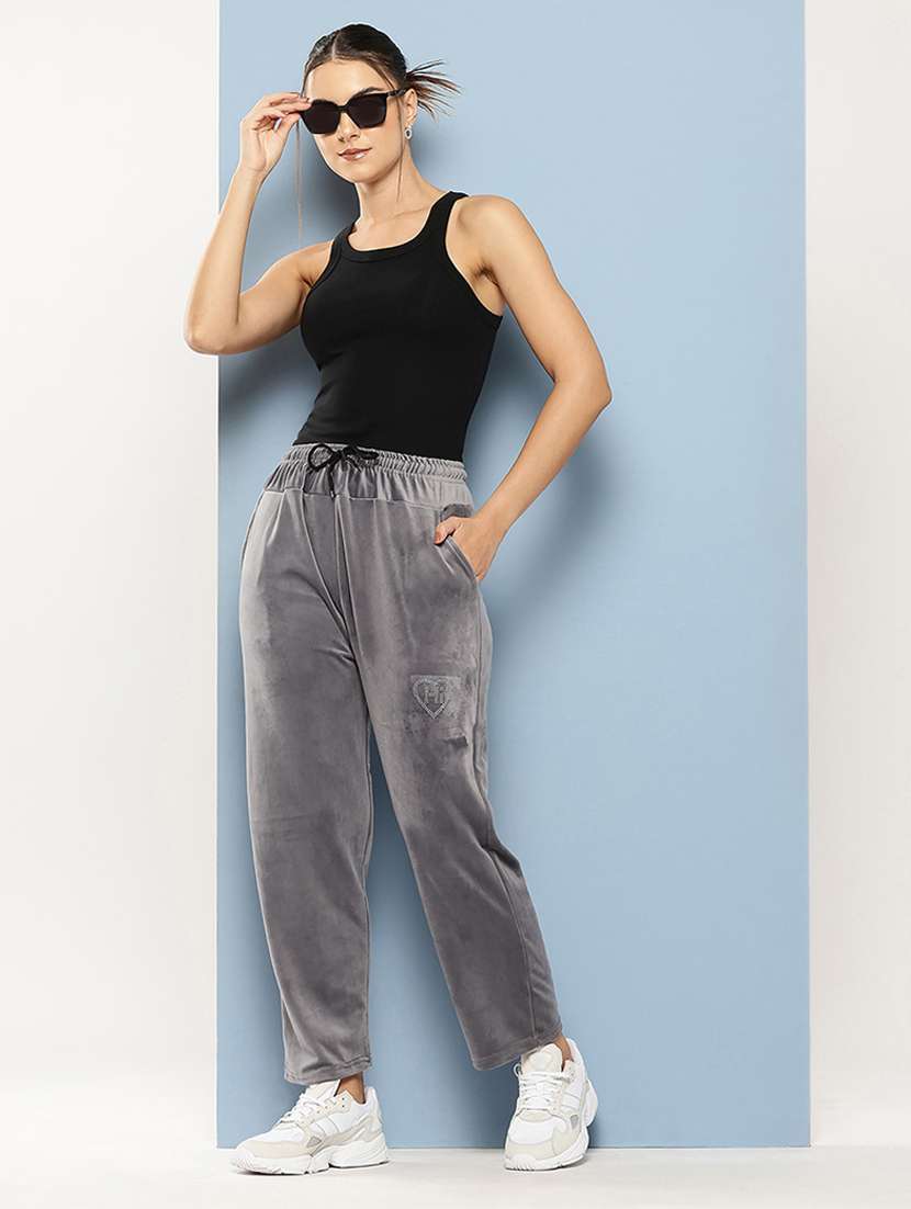 women solid mid rise velvet track pant - 22224870 -  Standard Image - 3