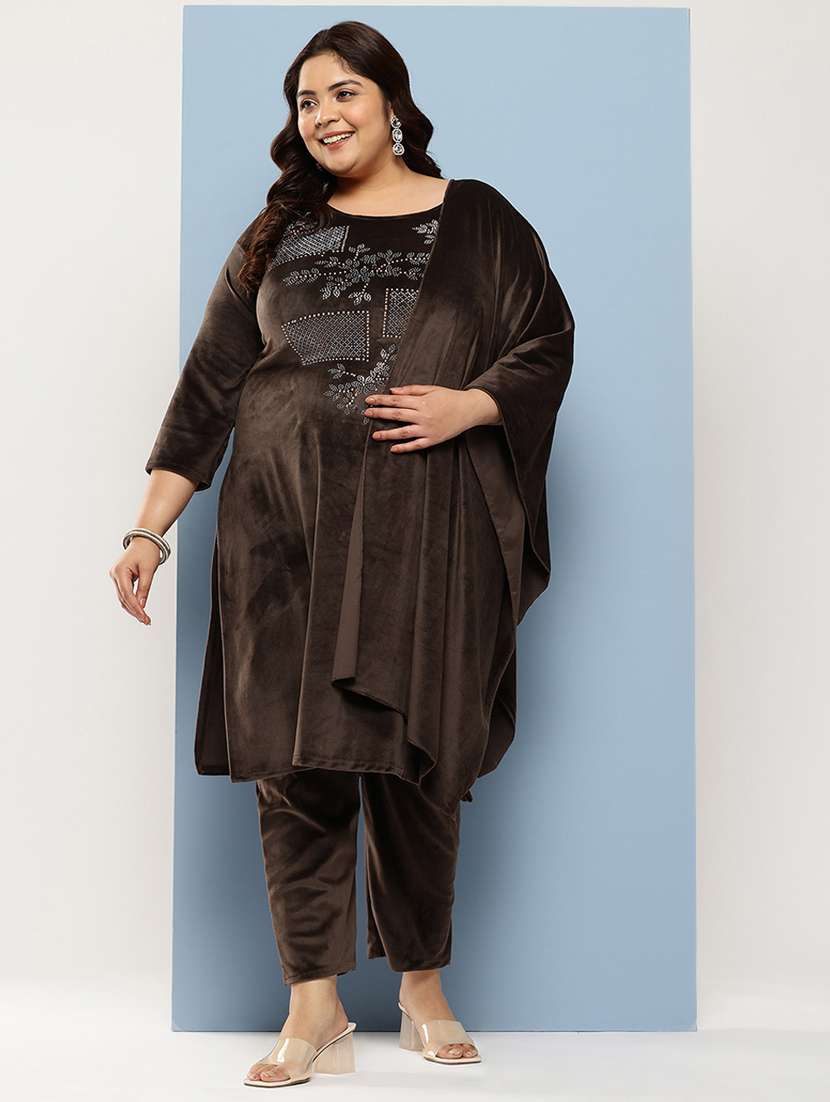 women plus size embellished three quarter sleeve kurta pant with dupatta set - 22224890 -  Standard Image - 3