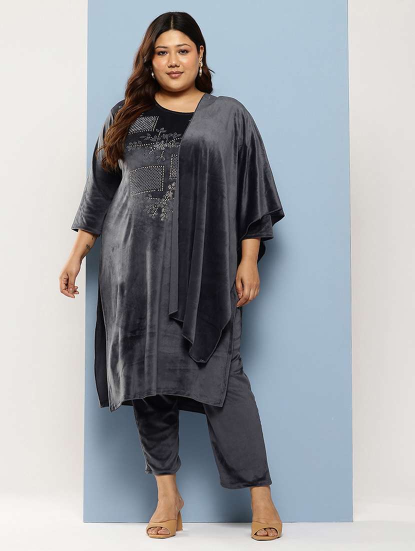 women plus size embellished three quarter sleeve kurta pant with dupatta set - 22224891 -  Standard Image - 3
