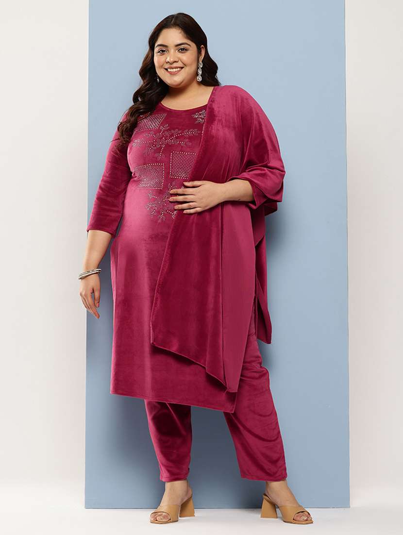 women plus size embellished three quarter sleeve kurta pant with dupatta set - 22224893 -  Standard Image - 3
