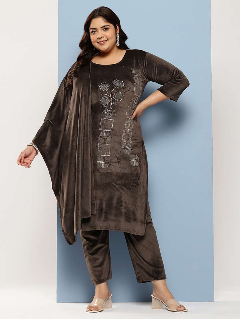 women plus size embellished three quarter sleeve kurta pant with dupatta set - 22224897 -  Standard Image - 3