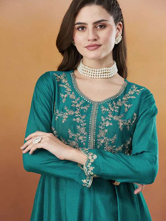 women solid with work long sleeve kurta pant with dupatta set - 22225271 -  Standard Image - 5