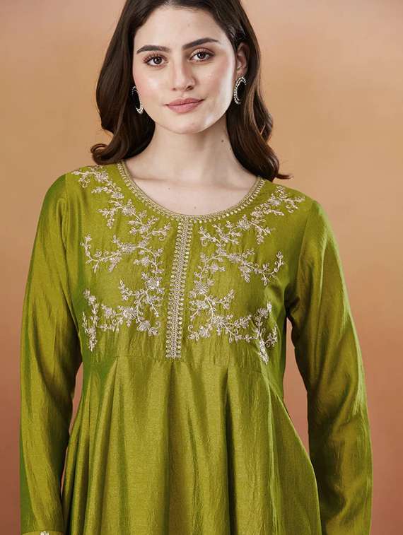 women solid with work long sleeve kurta pant with dupatta set - 22225273 -  Standard Image - 3