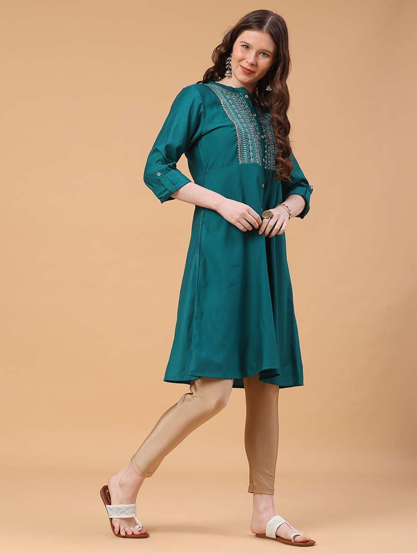 women solid with work three quarter sleeve a-line kurta - 22226260 -  Standard Image - 3