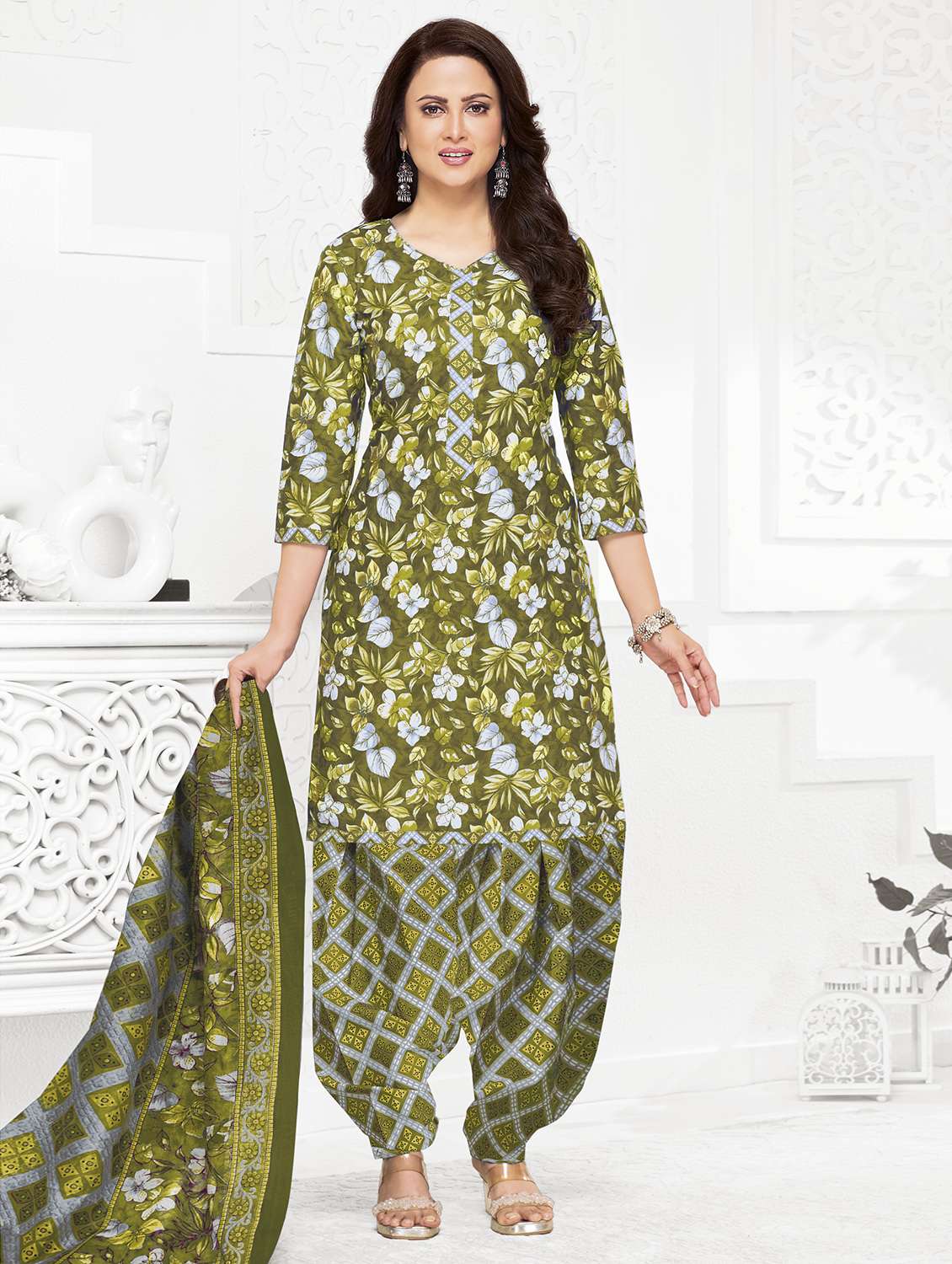 women floral printed unstitched salwar suit set - 22226374 -  Zoom Image - 0