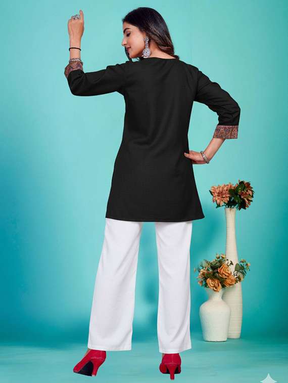 women embroidered three quarter sleeve straight kurti - 22226446 -  Standard Image - 3