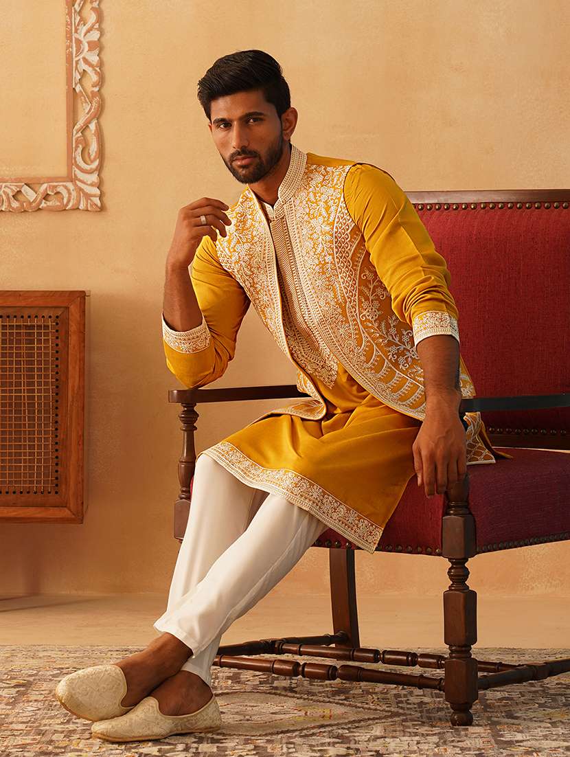 men solid with work mandarin neck kurta pyjama with jacket set