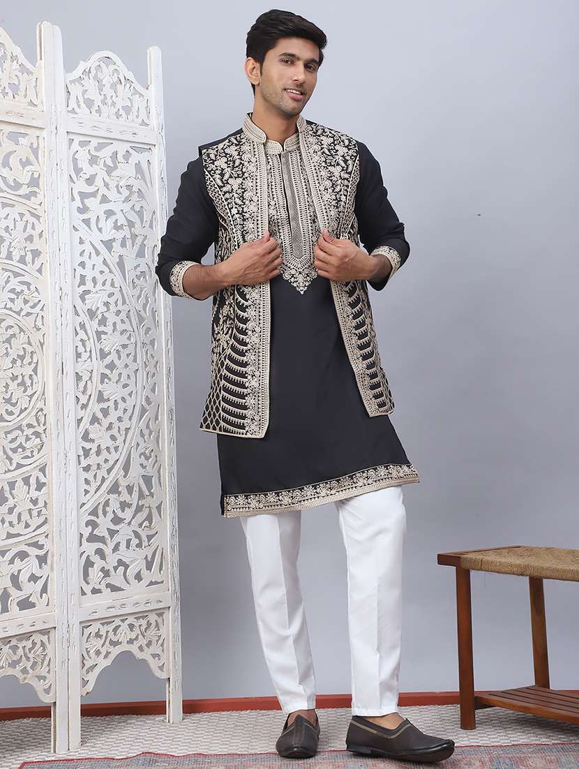 men solid with work mandarin neck kurta pyjama with jacket set