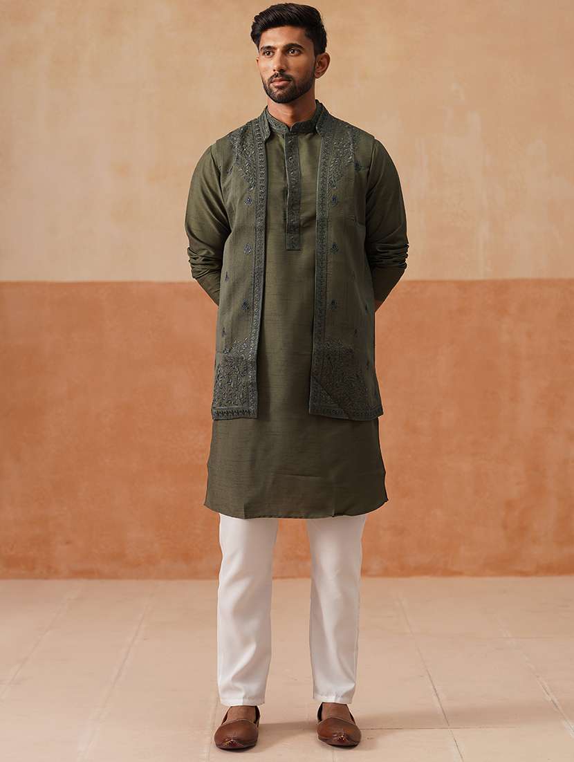 men solid with work mandarin neck kurta pyjama with jacket set - 22226463 -  Standard Image - 3